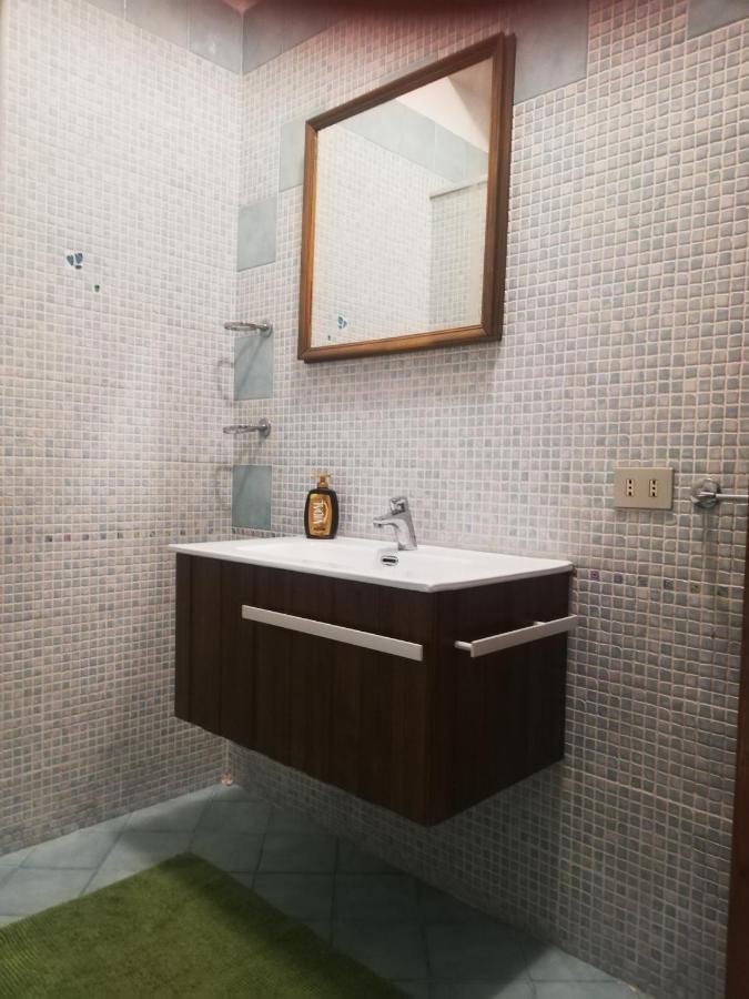 Home Sweet Home Napoli Bagian luar foto