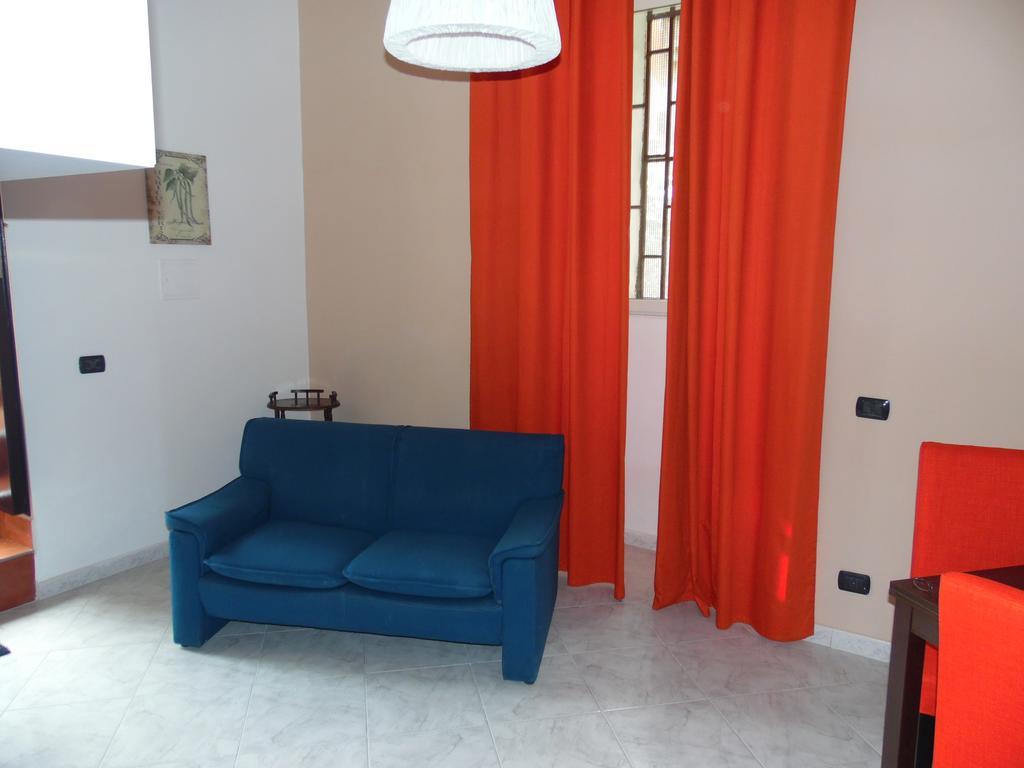 Home Sweet Home Napoli Bagian luar foto