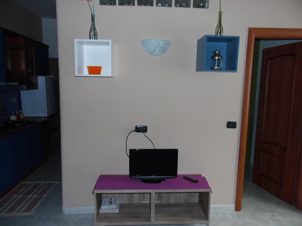 Home Sweet Home Napoli Bagian luar foto