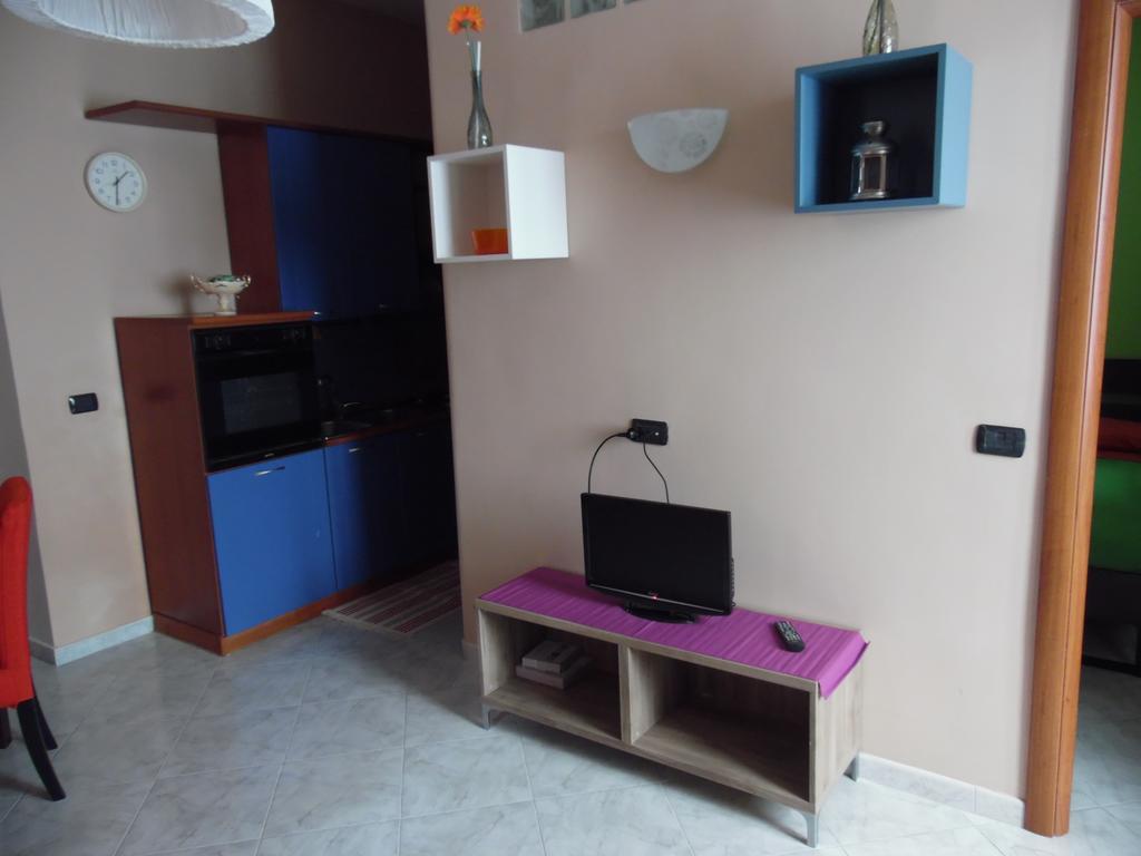 Home Sweet Home Napoli Bagian luar foto